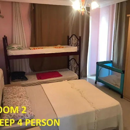 Kamp alanı Altinkumda 12 Kisilik Oezel Havuzlu Villa