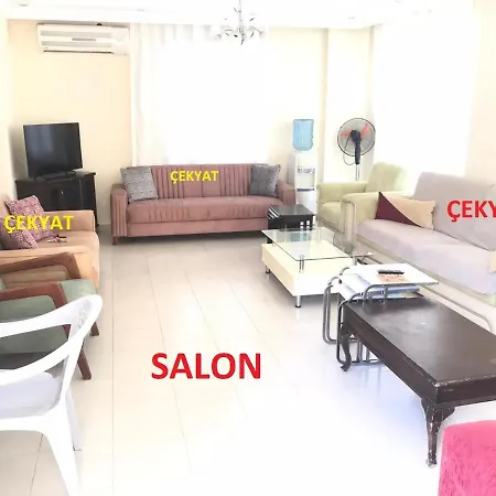 Kamp alanı Altinkumda 12 Kisilik Oezel Havuzlu Villa *
