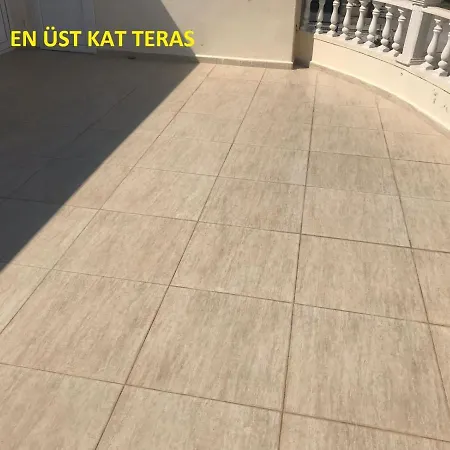 Campingplatz With Private Pool In Altinkum *