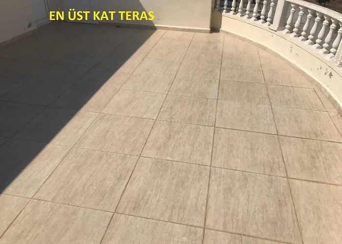 Kemp With Private Pool In Altinkum *