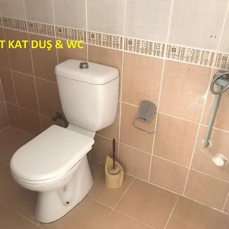 Κάμπινγκ With Private Pool In Altinkum *